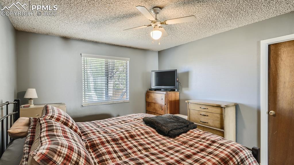 Listing 6928351, Image 16 of 27