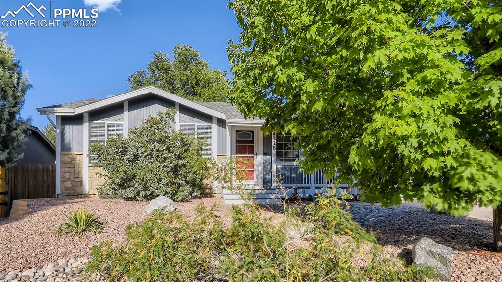 Listing 6928351, Image 2 of 27