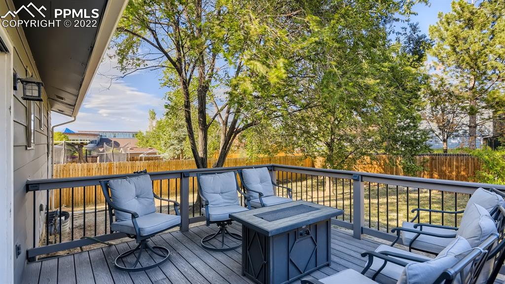 Listing 6928351, Image 22 of 27