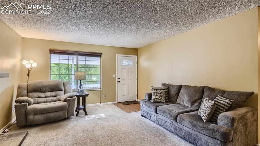 Listing 6928351, Image 9 of 27