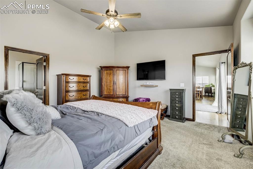 Image 17 of 38: Bedroom