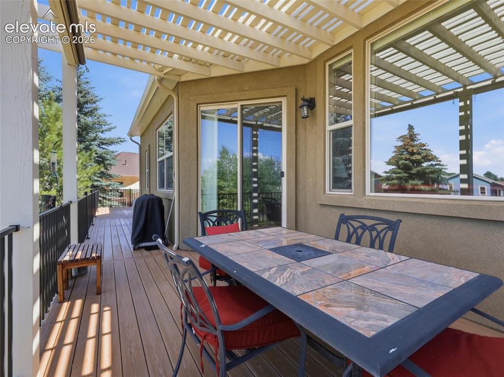 Image 14 of 45: Deck
