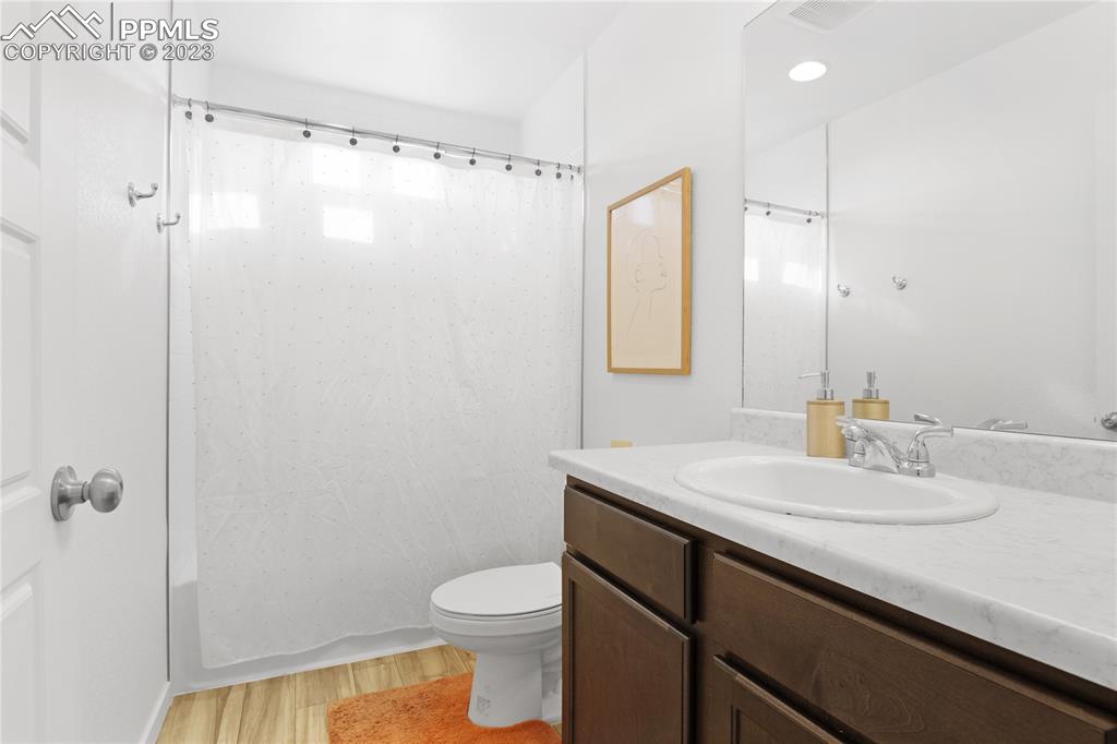 Listing 6928993, Image 23 of 34