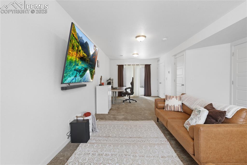 Listing 6928993, Image 27 of 34