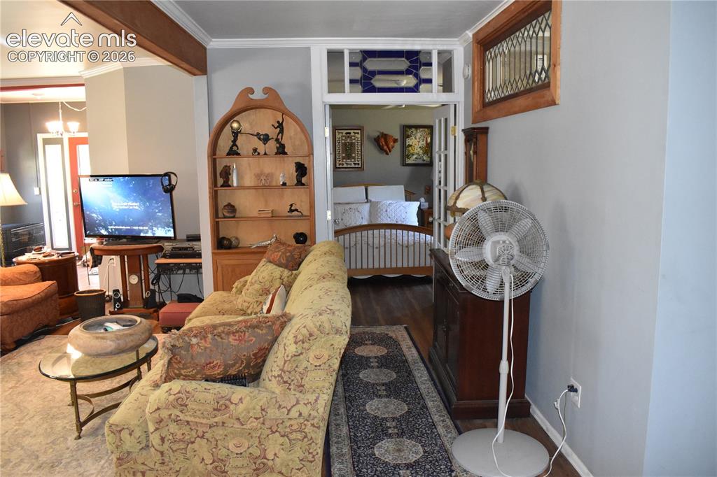 Image 12 of 50: Living Room