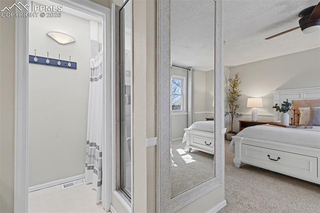 Image 14 of 37: Bedroom