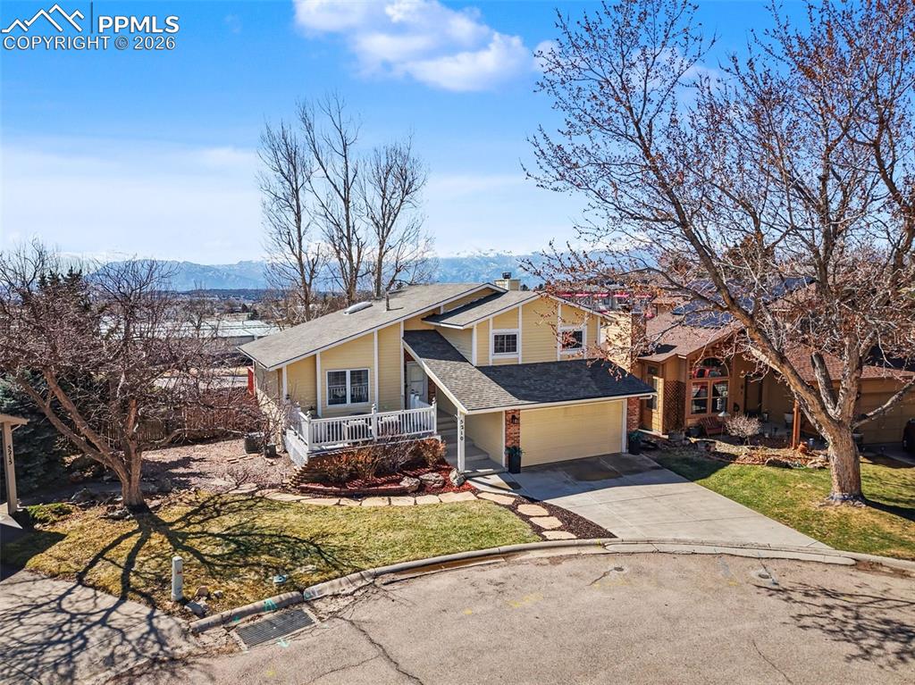 Image 2 of 37: Front of Structure