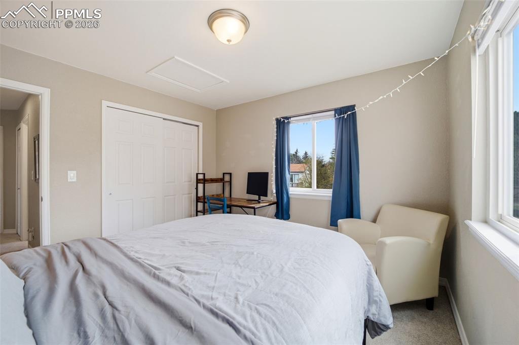 Image 27 of 32: Bedroom 4