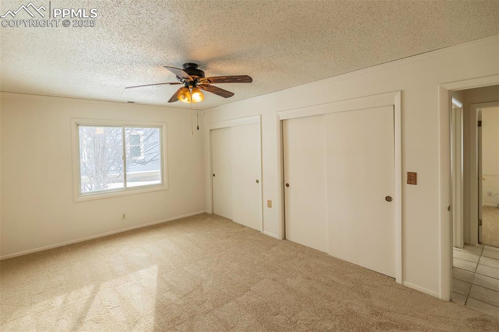 Image 15 of 45: Bedroom