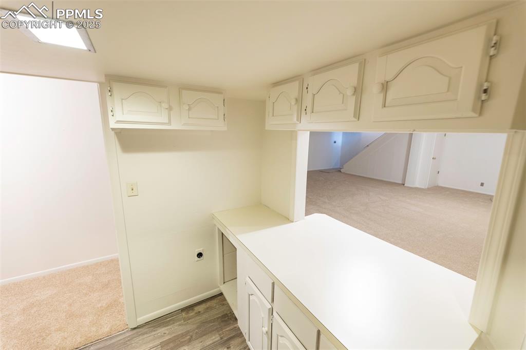 Image 34 of 45: Laundry