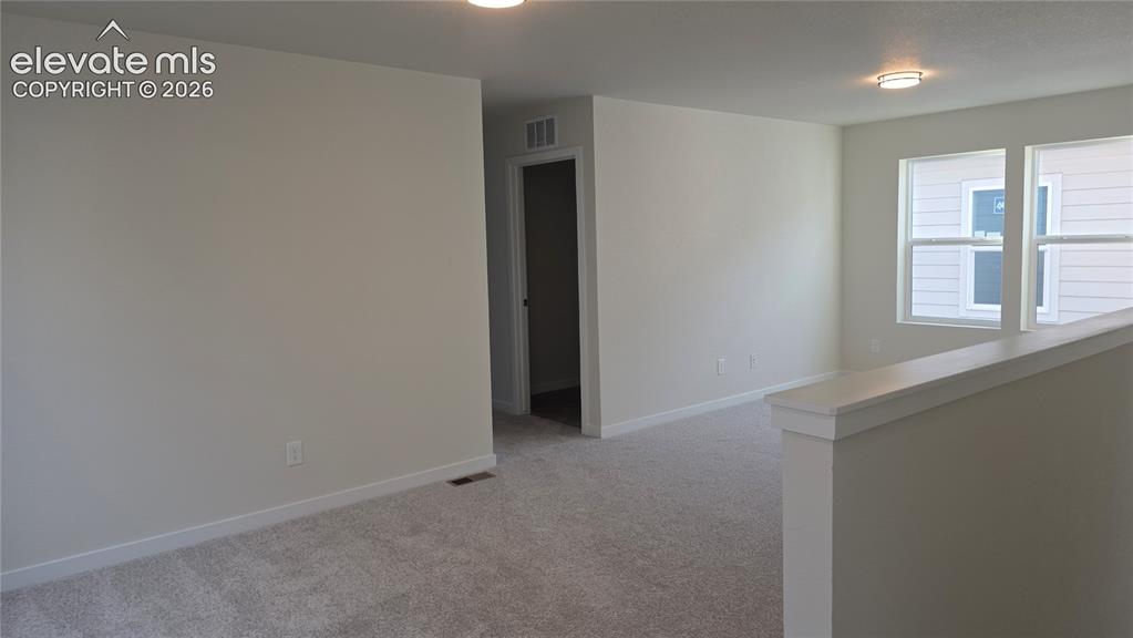 Image 9 of 20: Loft