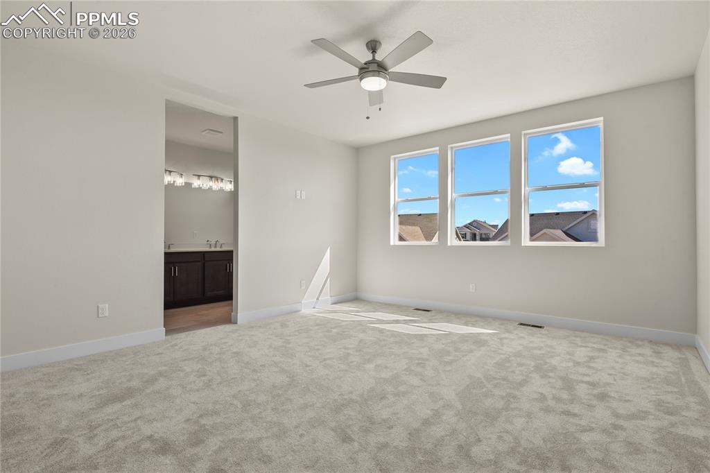 Image 18 of 42: Master Bedroom