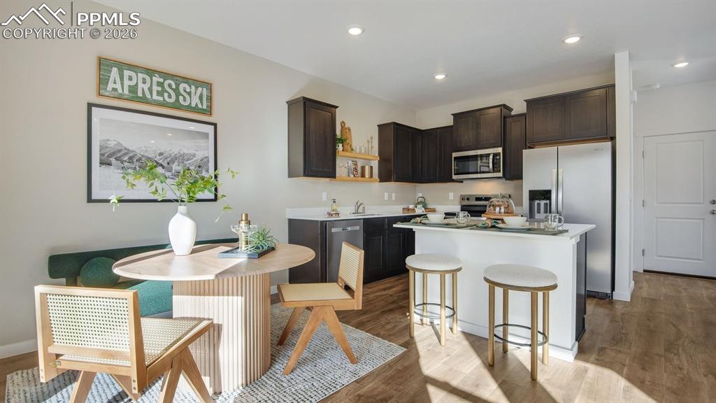 Image 13 of 36: Kitchen