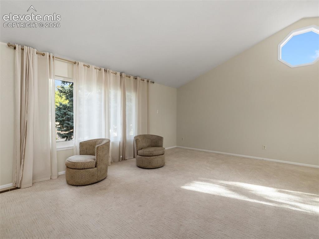 Image 10 of 36: Sitting Room