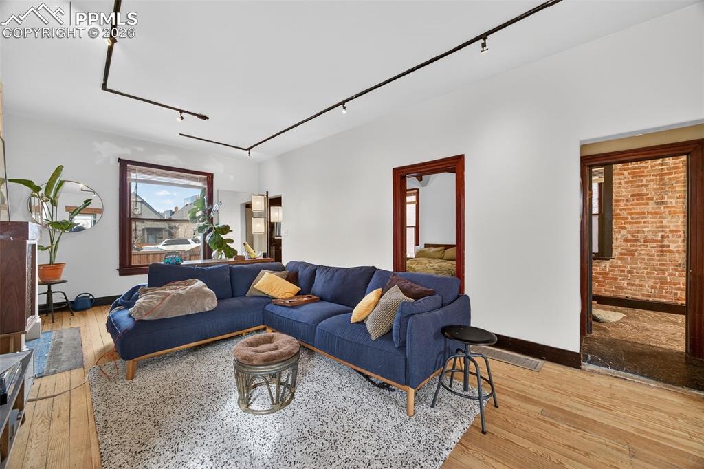 Image 14 of 38: Living Room