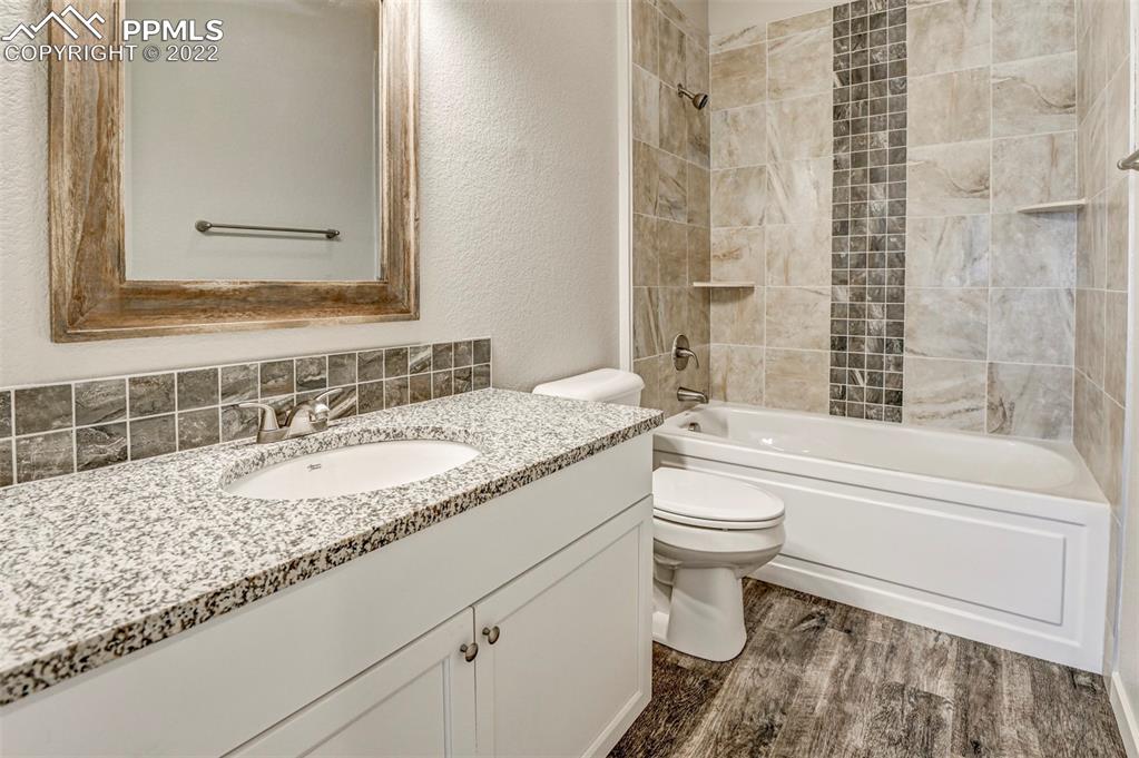 Listing 6939052, Image 27 of 48
