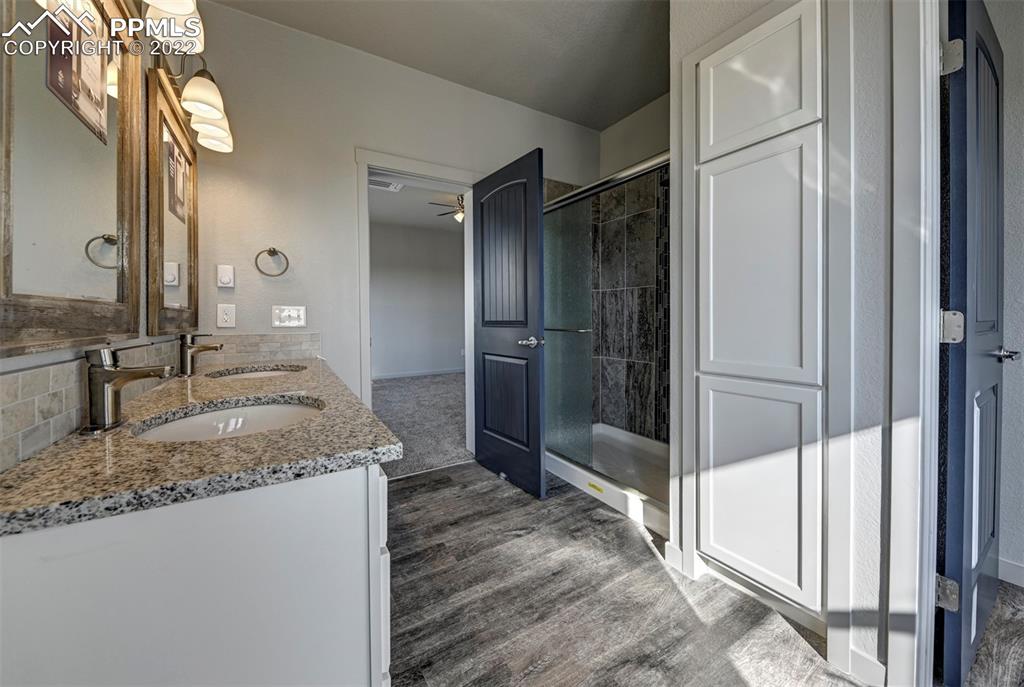 Listing 6939052, Image 31 of 48