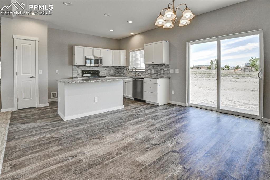 Listing 6939052, Image 8 of 48