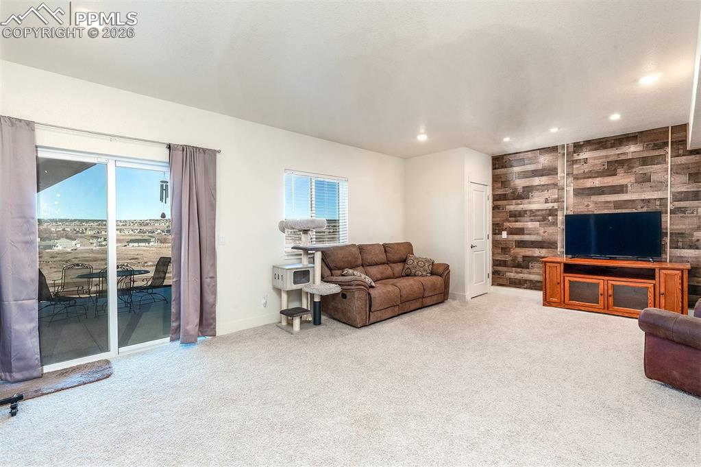 Image 10 of 32: Living Room