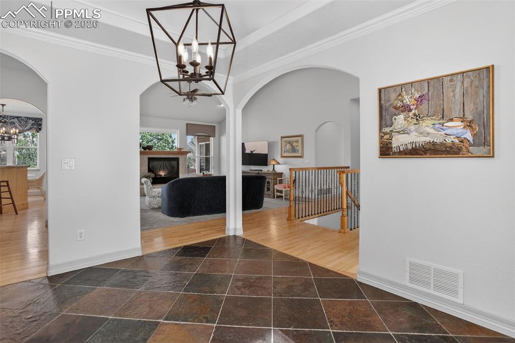 Image 12 of 43: Dining Room