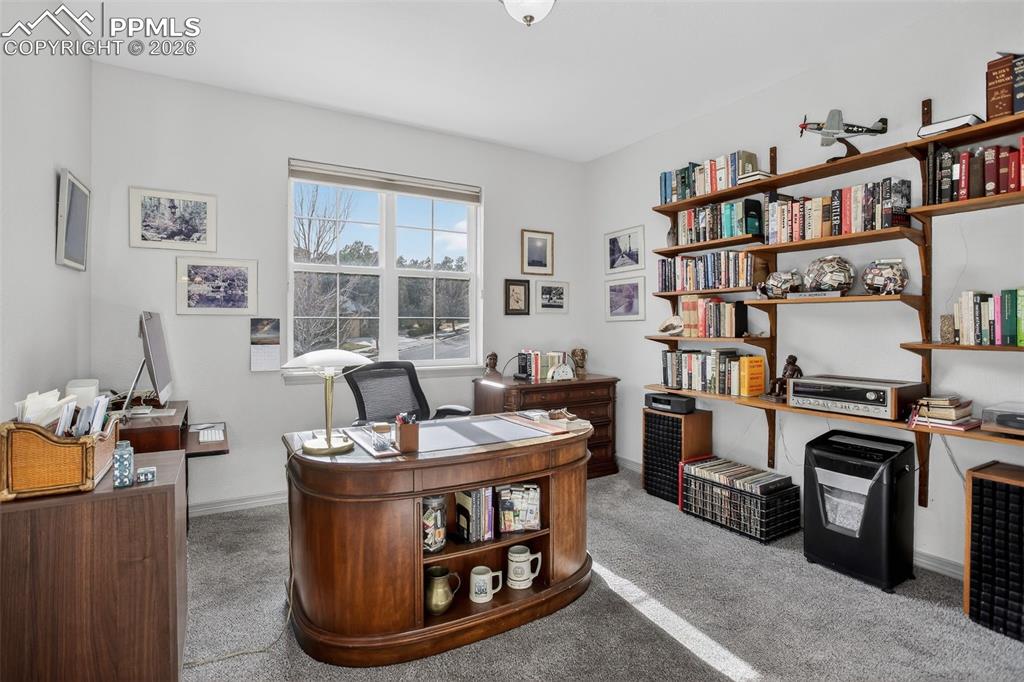 Image 18 of 43: Bedroom