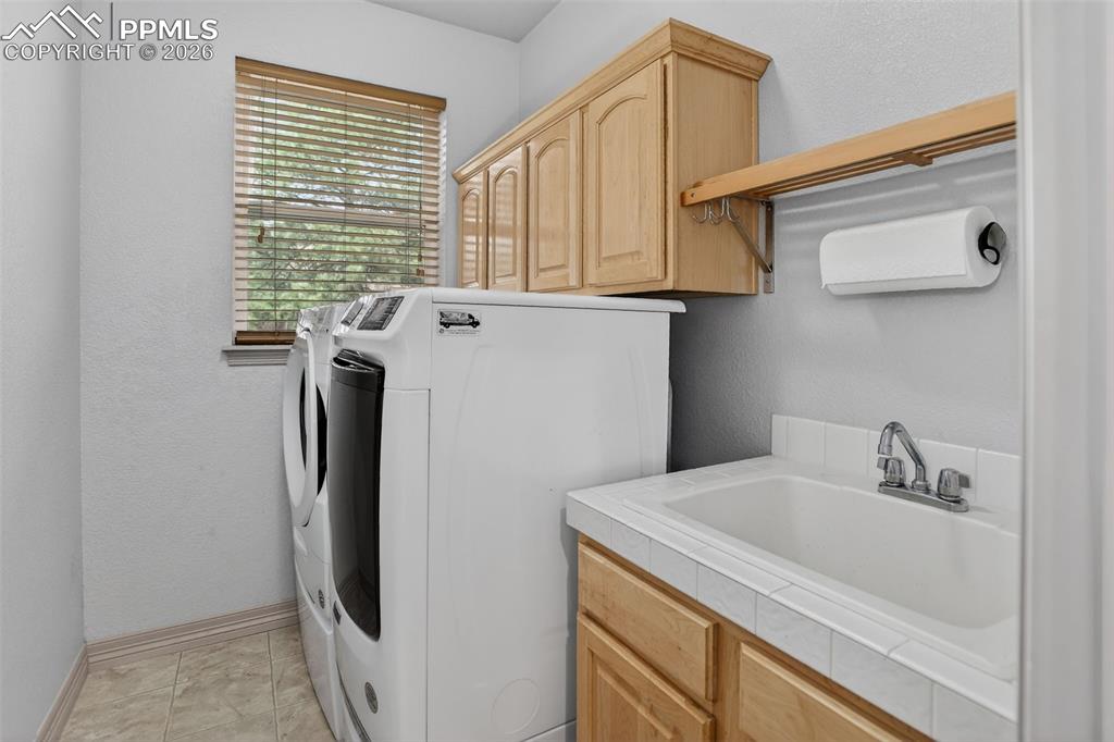 Image 36 of 43: Main level