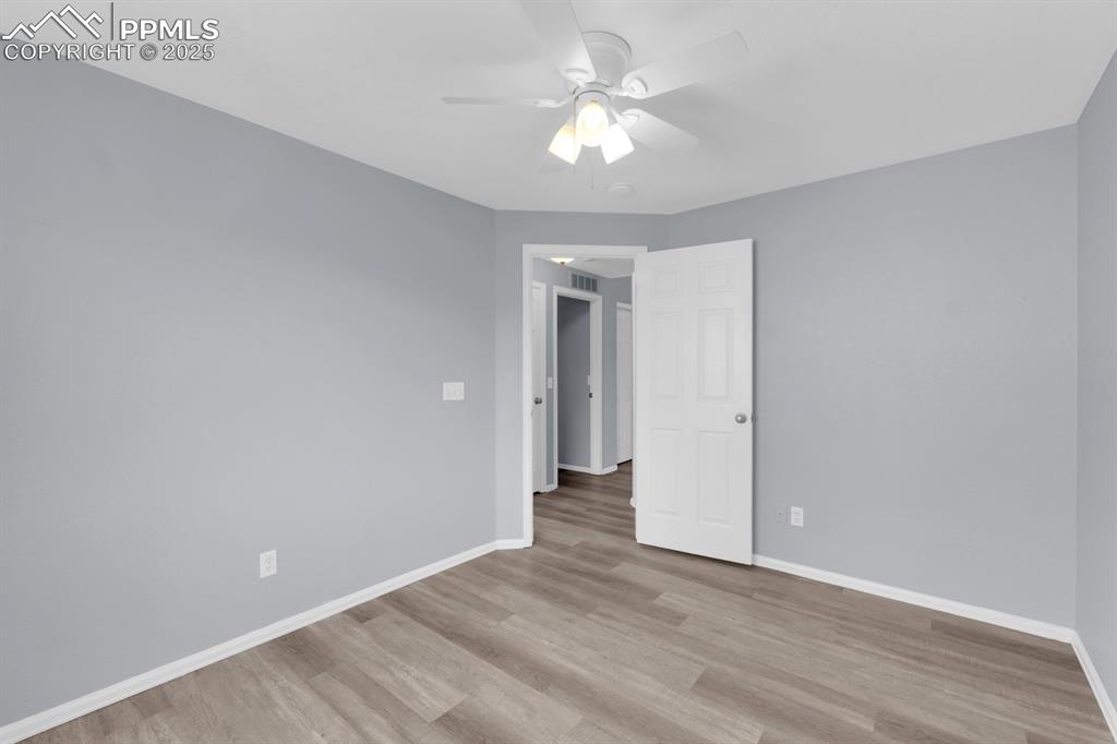 Image 18 of 36: Upper Guest Bedroom 2