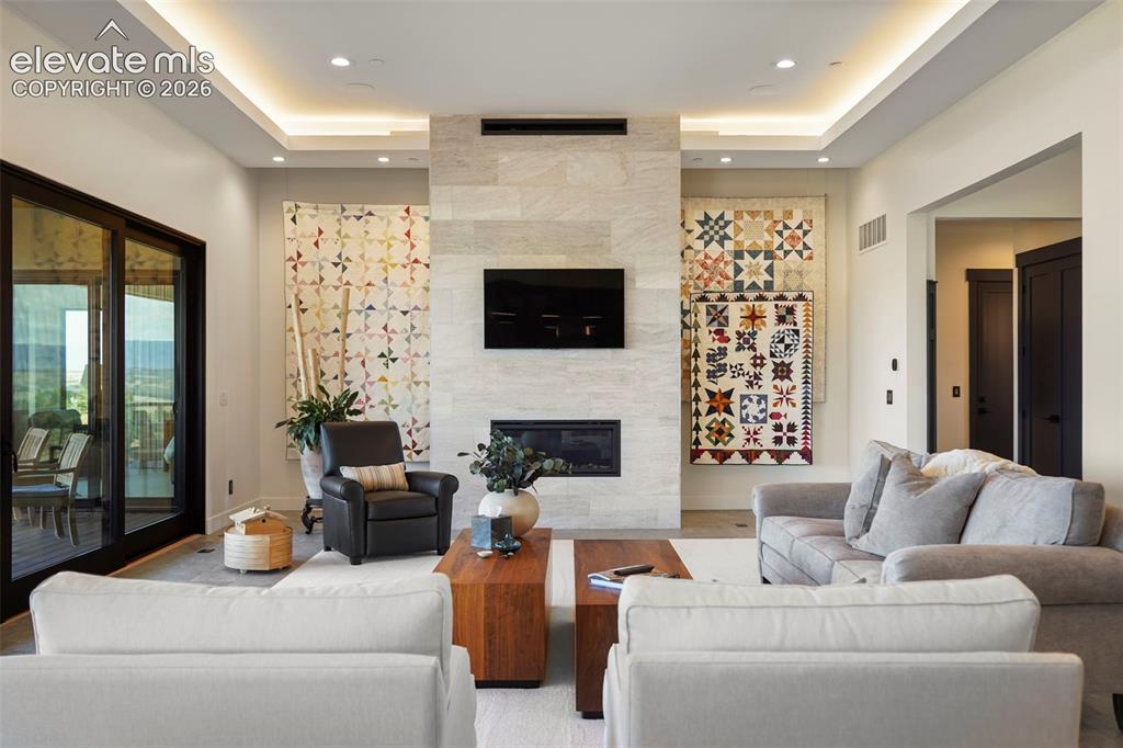 Image 6 of 40: Living Room