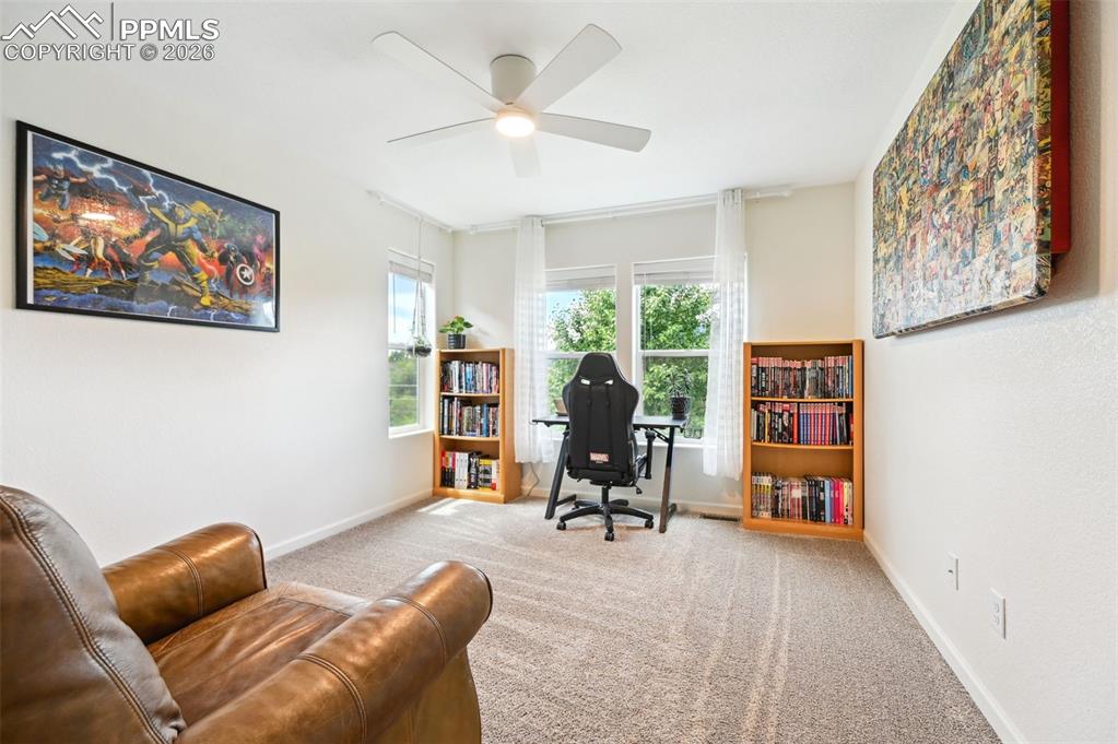 Image 24 of 33: Bedroom #3 with more great mountain views 