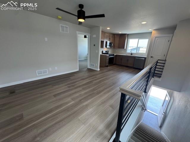Image 18 of 20: ADU living room