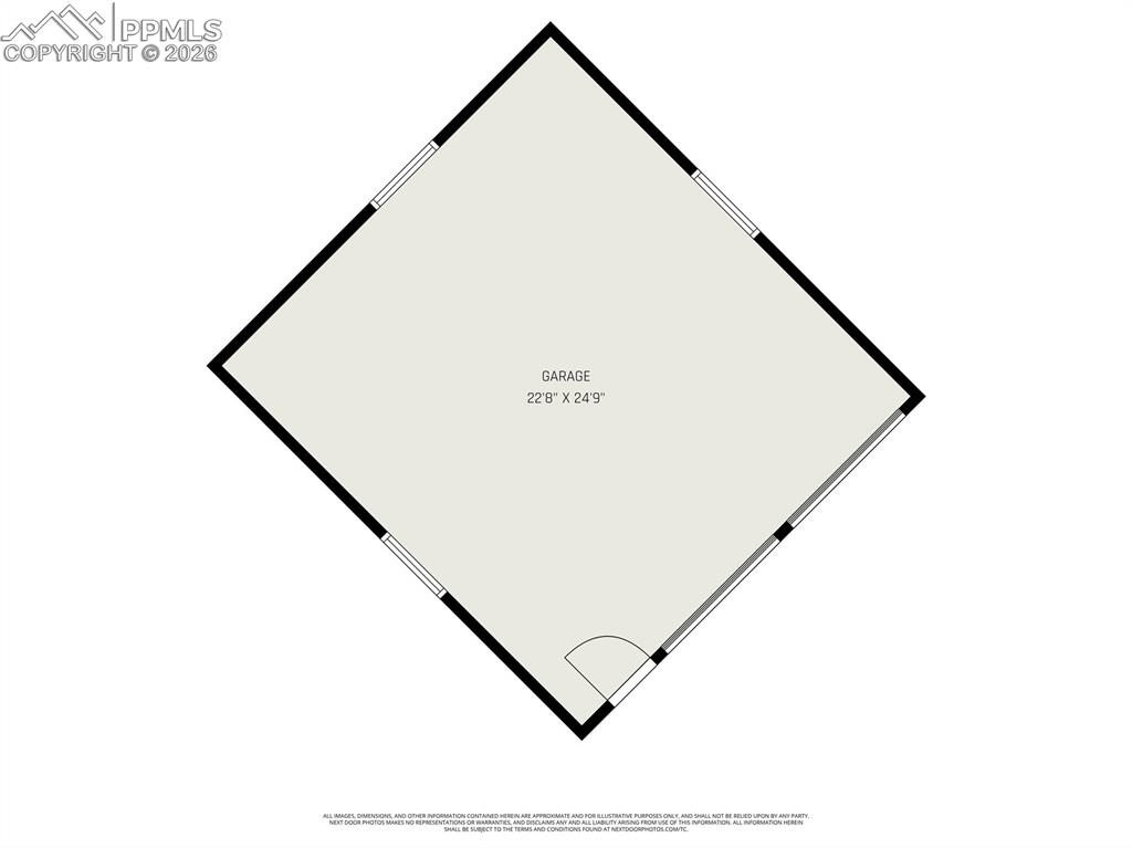 Image 46 of 47: Garage