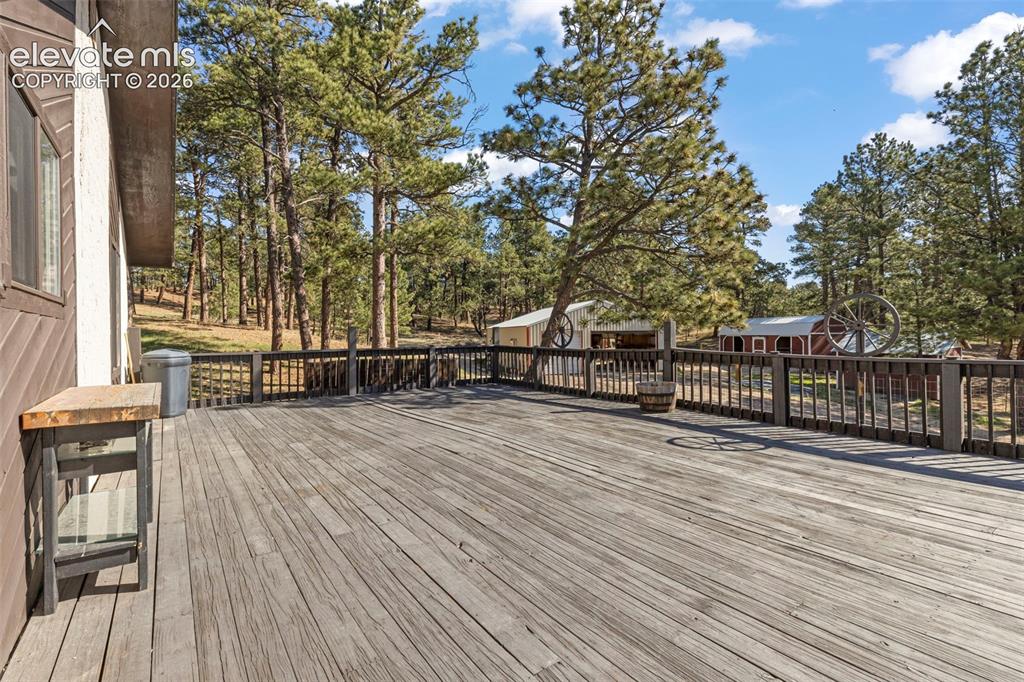 Image 25 of 49: Deck