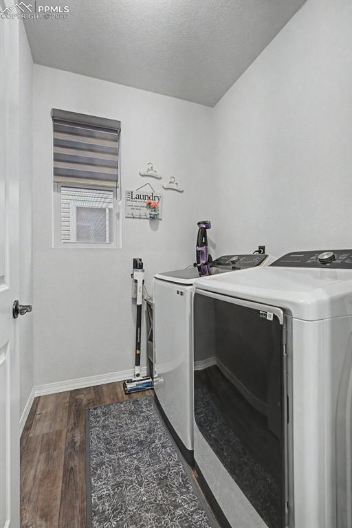 Image 10 of 26: Laundry