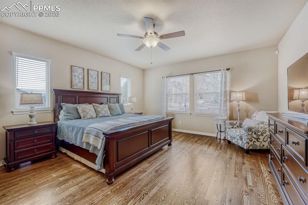 Image 14 of 50: Master Bedroom