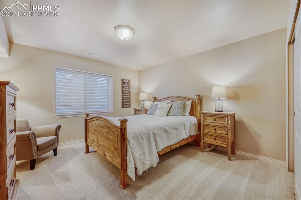 Image 33 of 50: Basement Bedroom #1