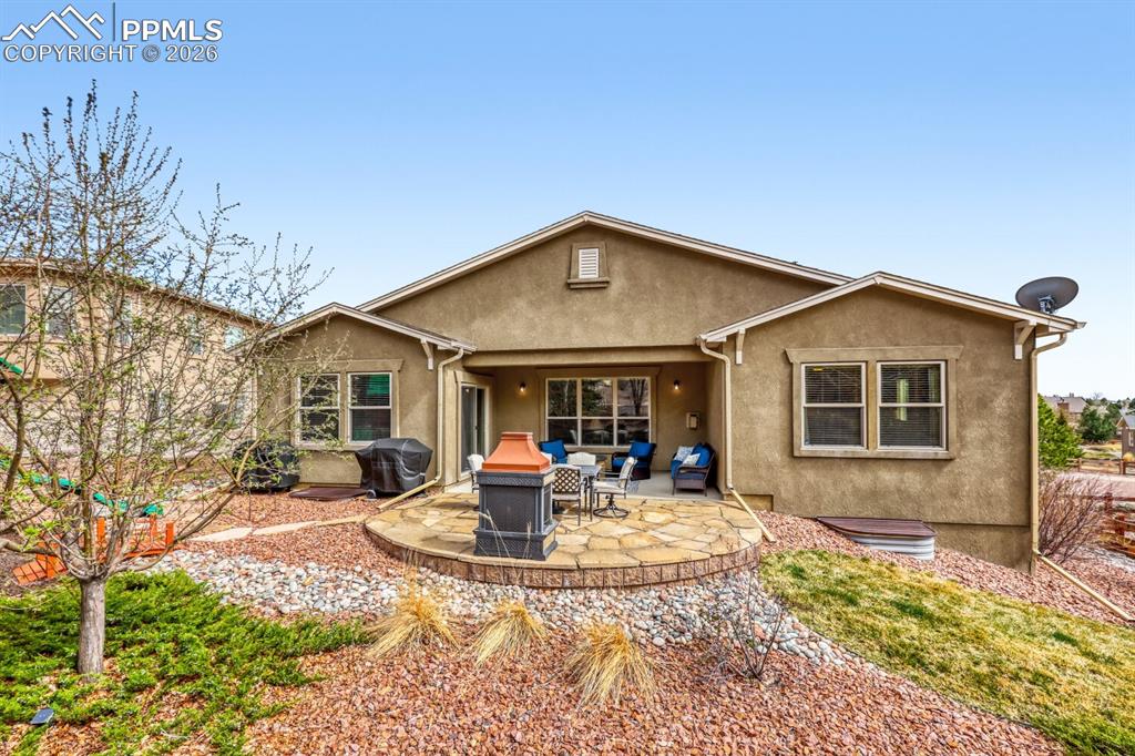 Image 40 of 50: Back of Structure