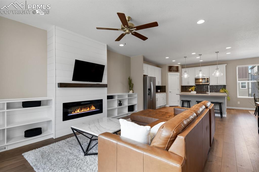 Image 3 of 34: Great Room into Kitchen
