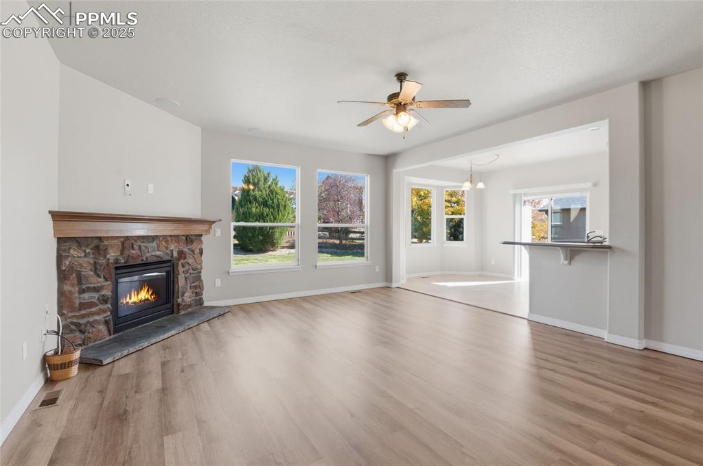 Image 6 of 46: Living Room