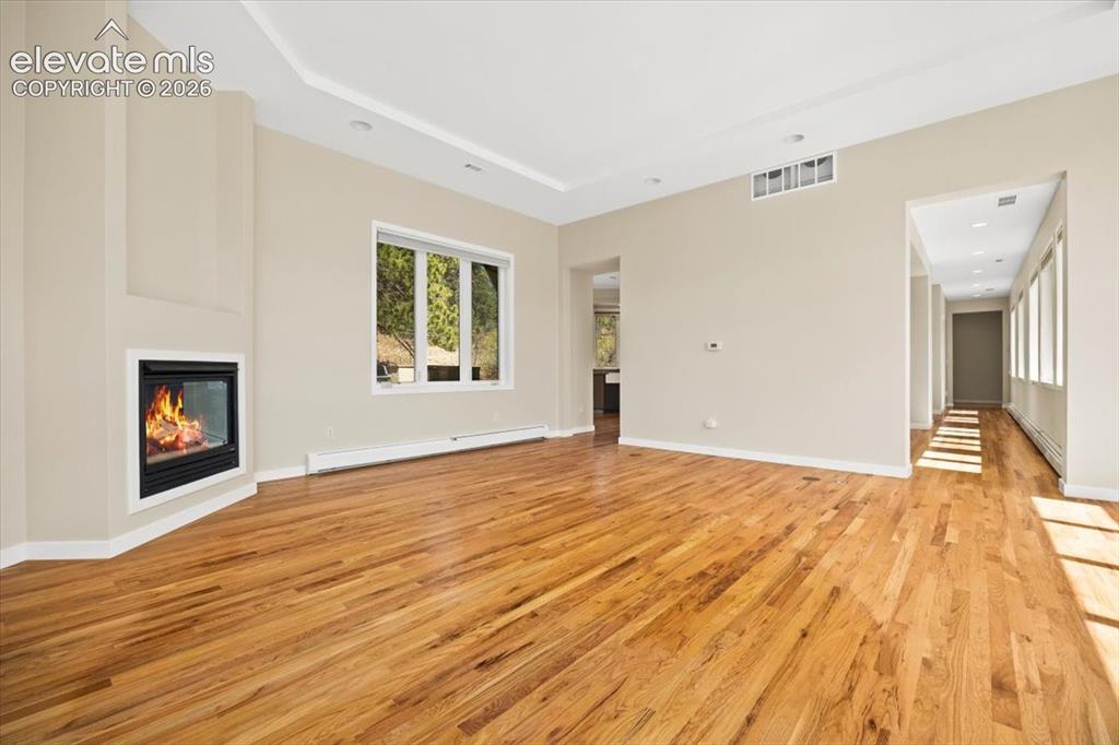 Image 7 of 45: Living Room