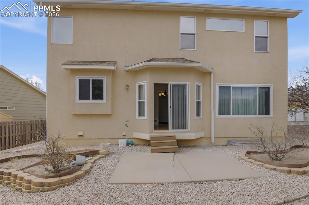 Image 27 of 30: Back of Structure