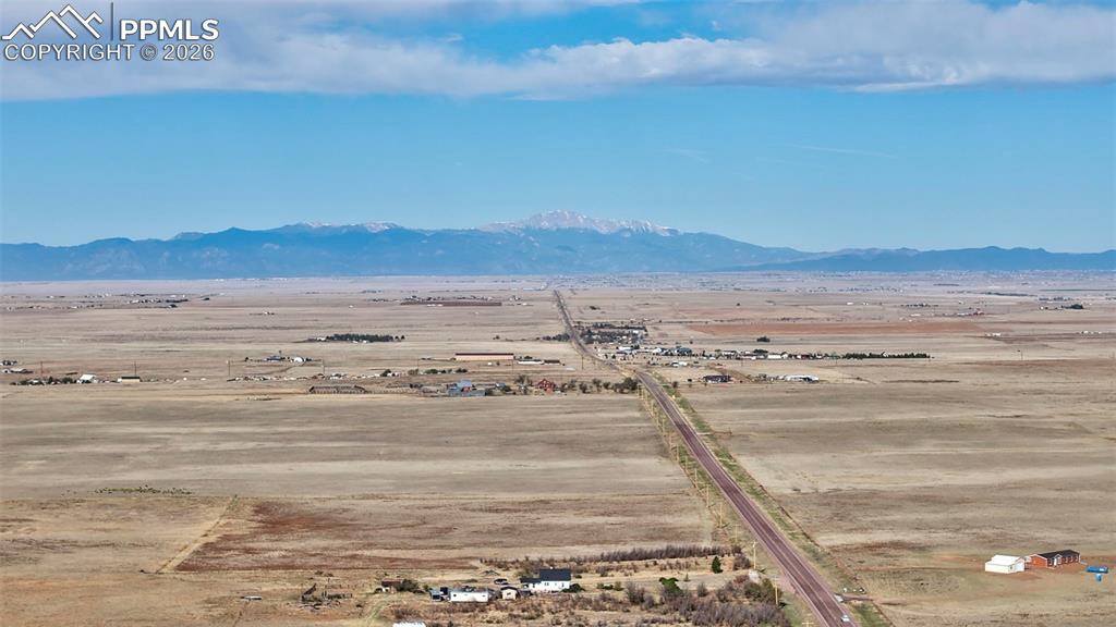 Image 8 of 8: View
