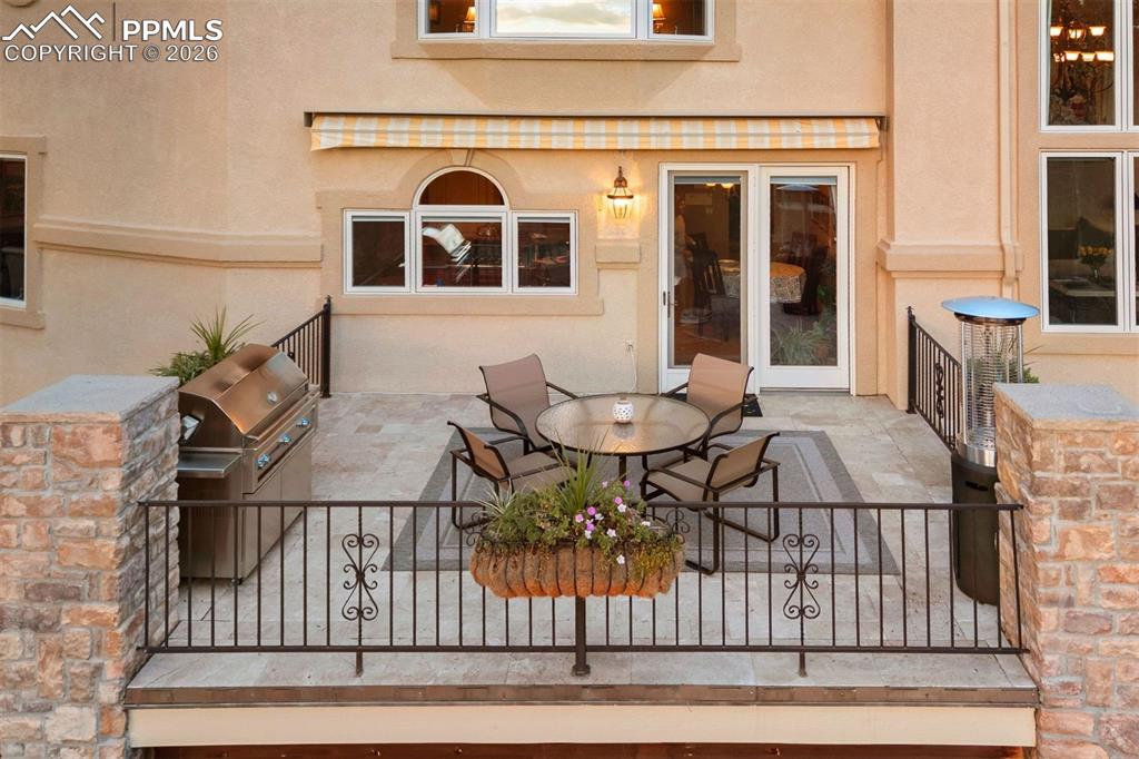 Image 48 of 50: Patio