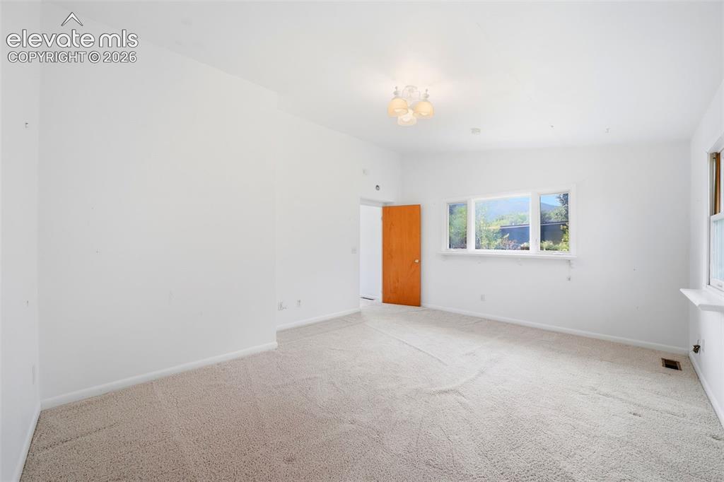Image 20 of 43: Master Bedroom