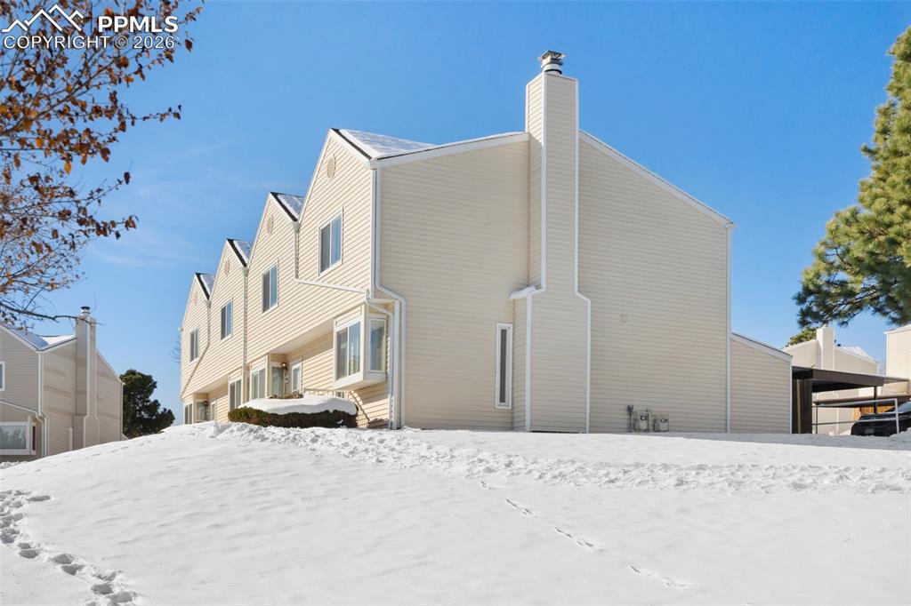 Image 2 of 26: Side of Structure