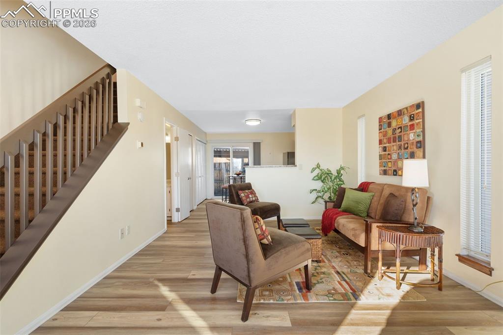 Image 4 of 26: Sitting Room