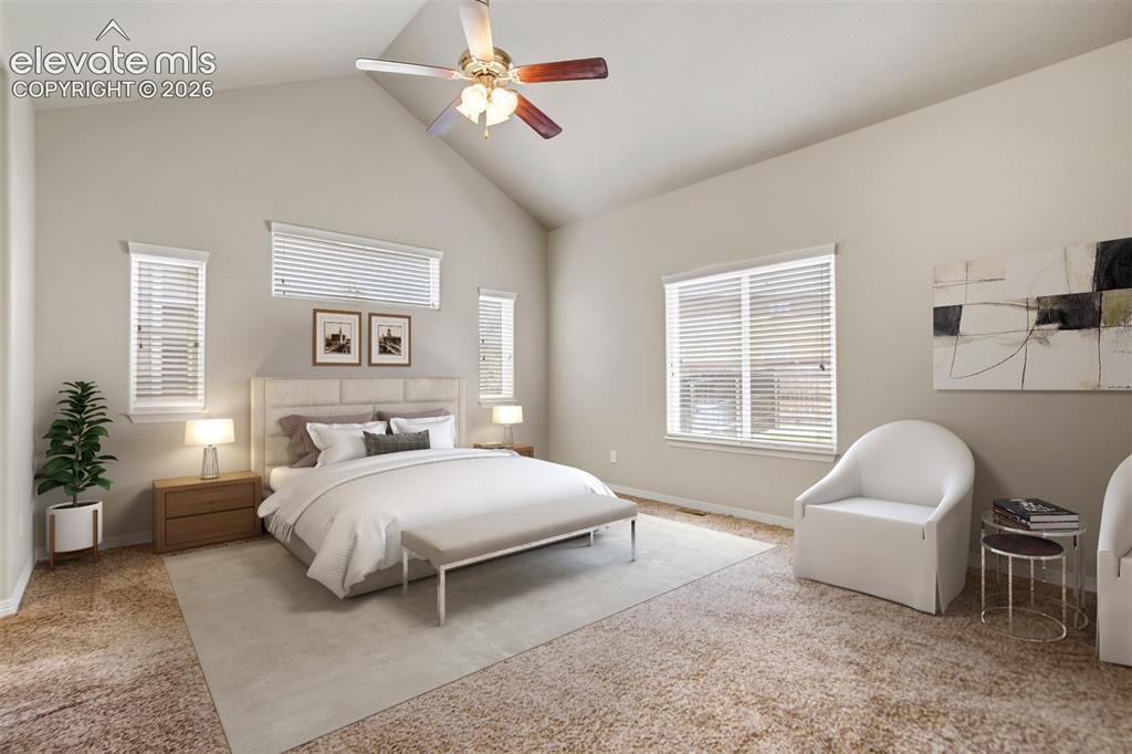 Image 15 of 40: Bedroom