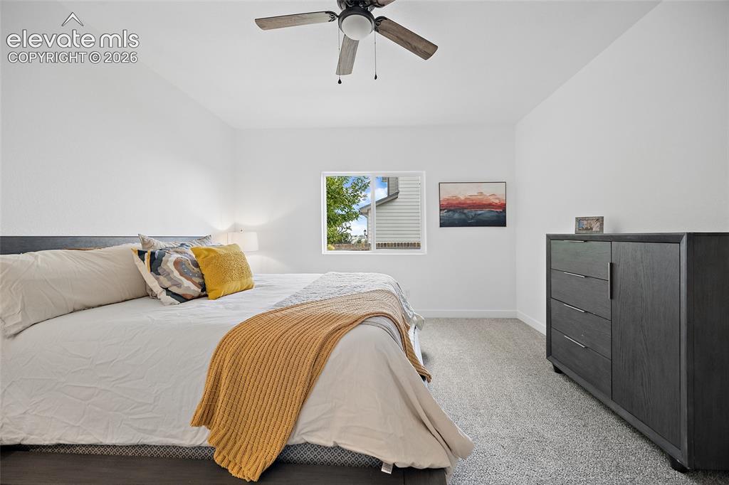 Image 17 of 46: Bedroom