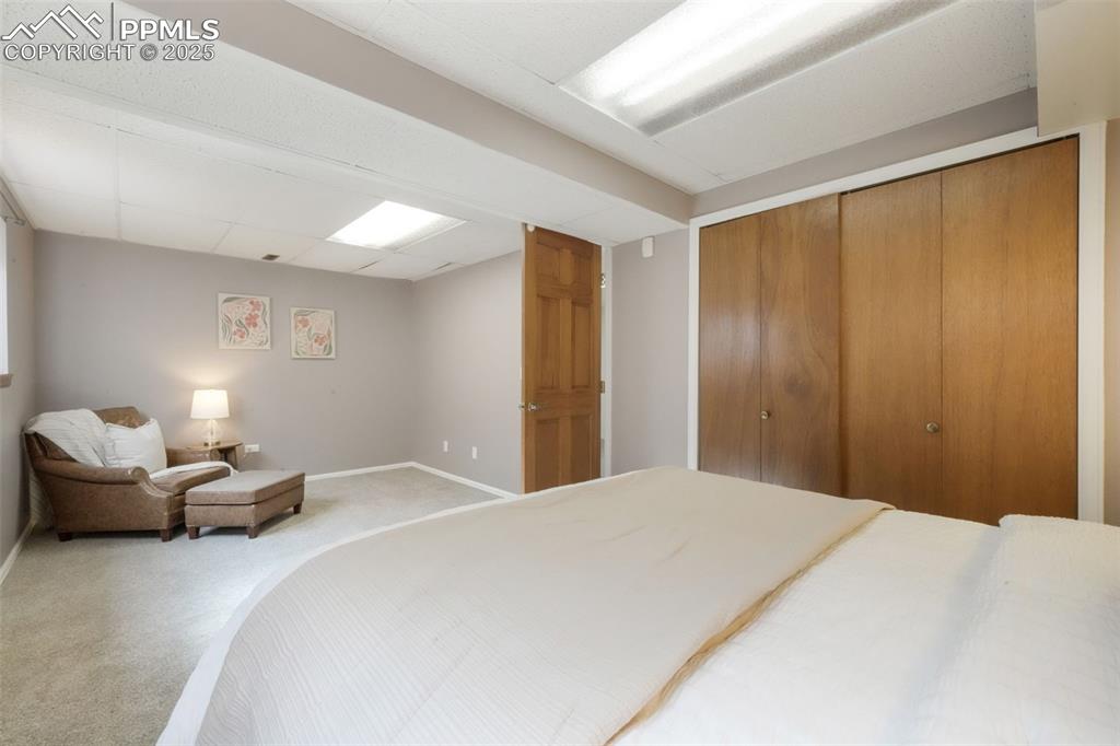Image 46 of 50: Bedroom