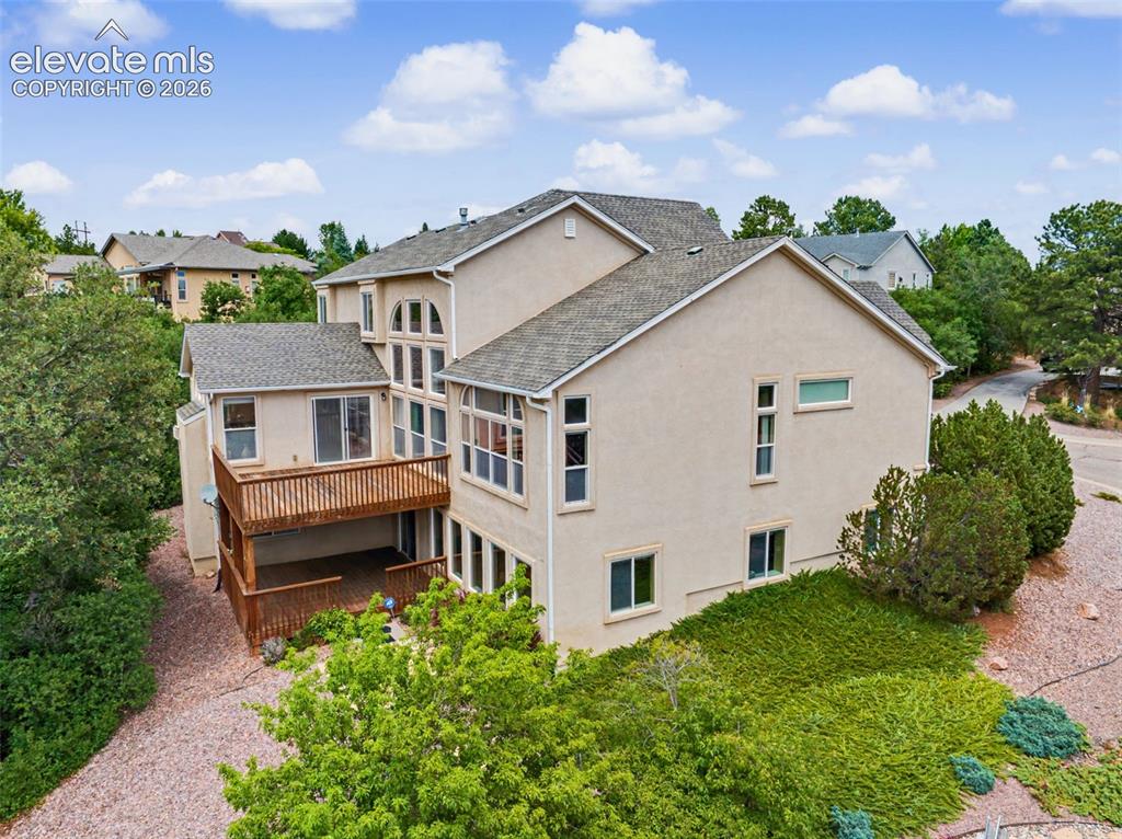 Image 39 of 50: Low Maintenance Stucco Exterior!