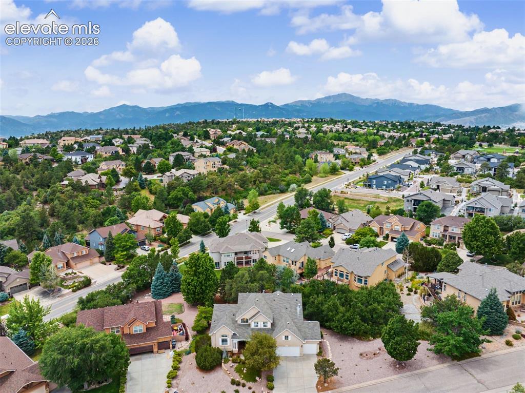 Image 41 of 50: Close to Shopping, Restaurants, Medical, and More!